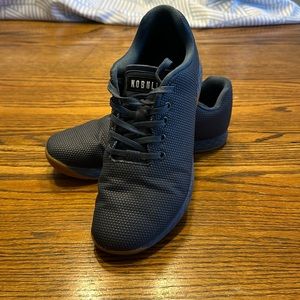 NOBULL Trainers - Navy/Gum - Men’s Size 9